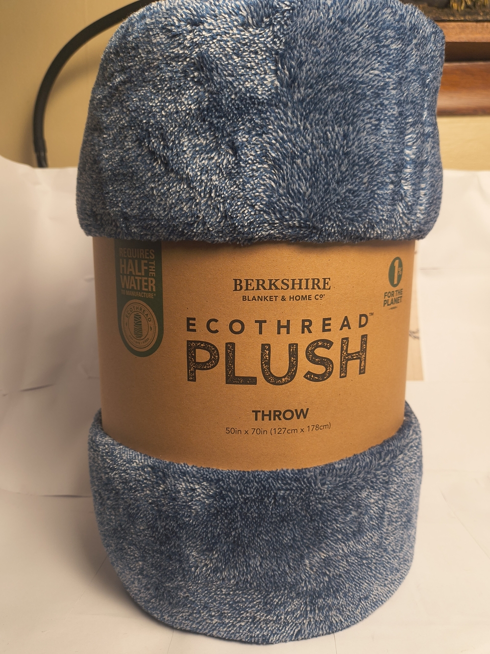 Berkshire EcoThread Plush Throw Blanket Blue 50x70 NWT Soft Cozy